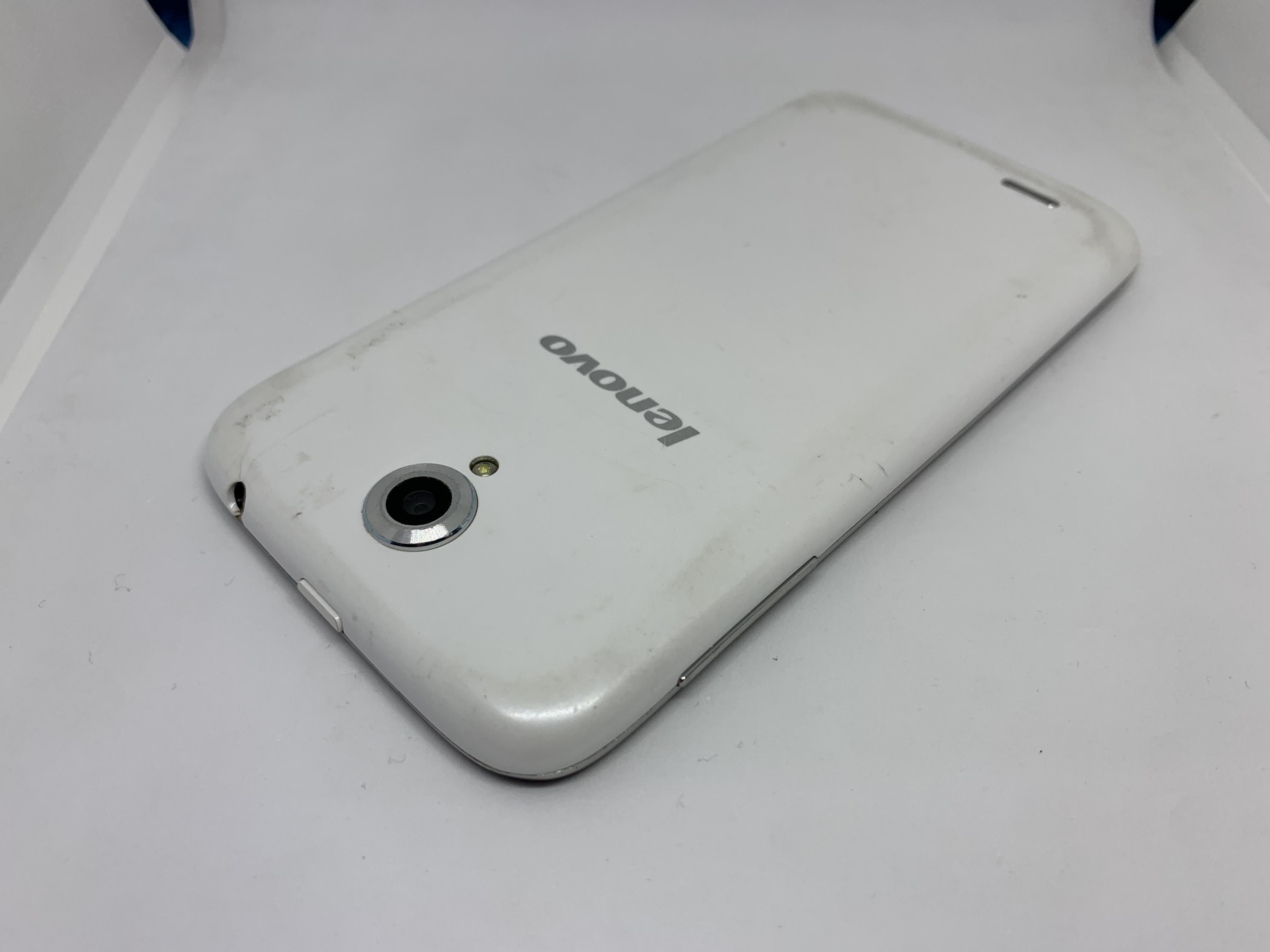 Телефон Lenovo A859